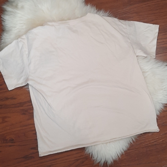 American Eagle Rolled Hem Tshirt - Picture 2 of 4